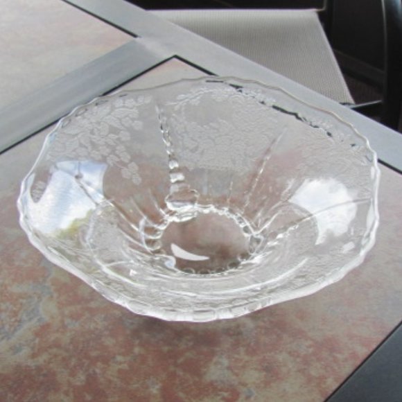 New Hampshire etched glass bowl. - Picture 4 of 5